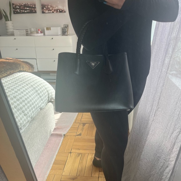 Prada NWOT City Calf Nero Bag - Picture 9 of 9